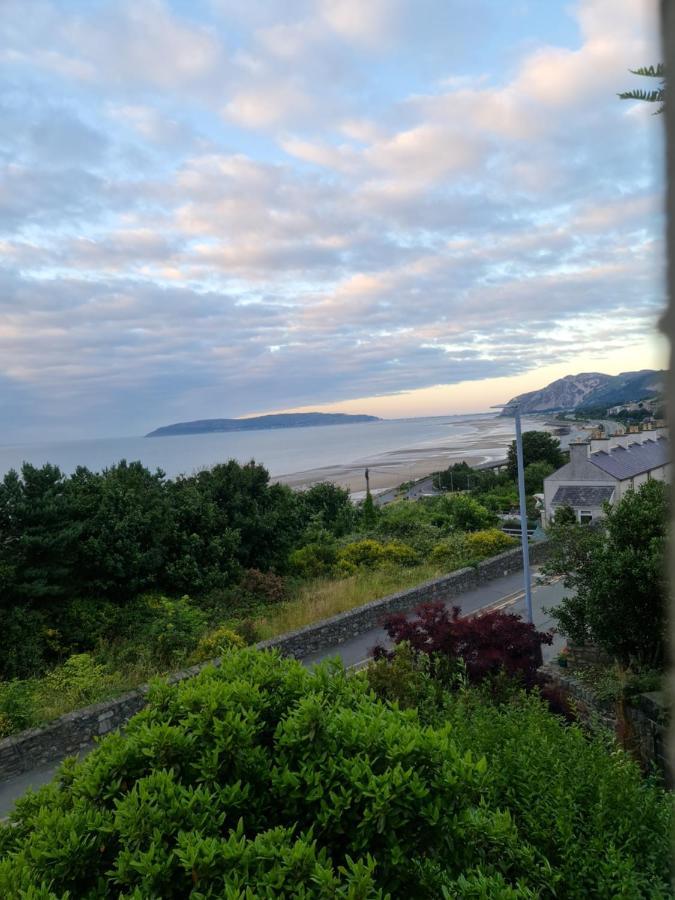 Вилла 4Br Sea View Escape-Near Snowdonia& Coastal Trails Penmaenmawr Экстерьер фото