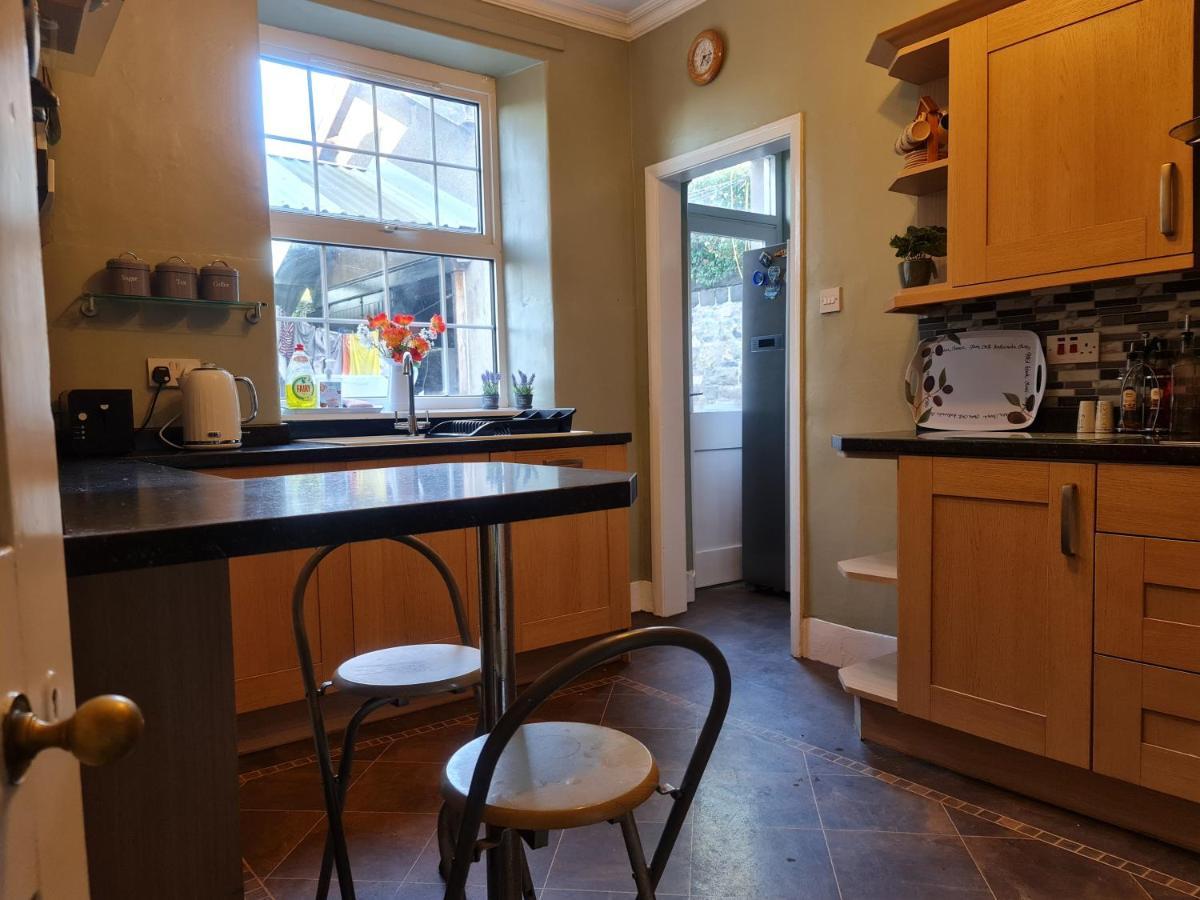 Вилла 4Br Sea View Escape-Near Snowdonia& Coastal Trails Penmaenmawr Экстерьер фото
