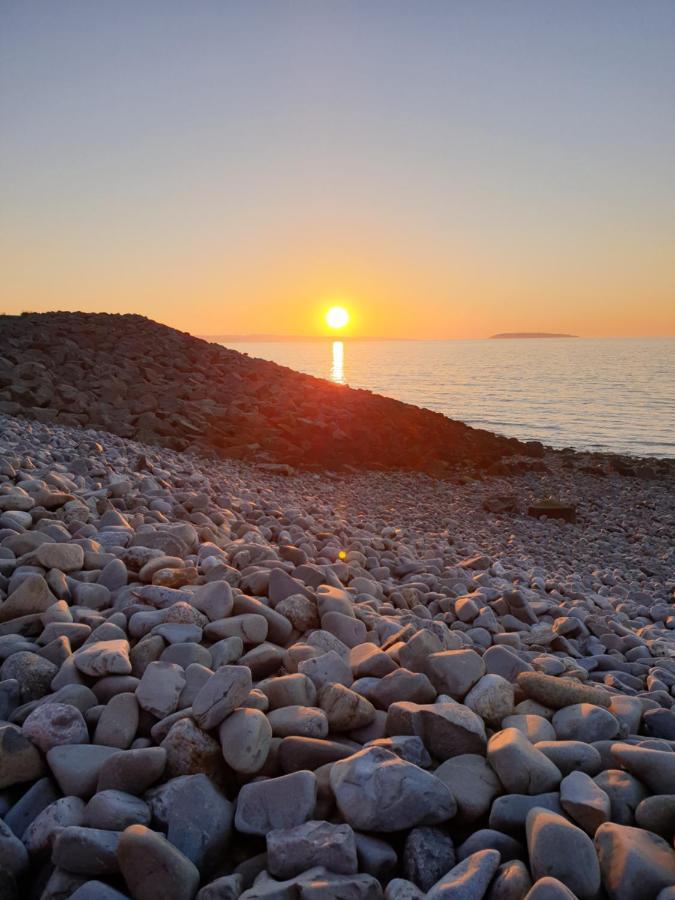 Вилла 4Br Sea View Escape-Near Snowdonia& Coastal Trails Penmaenmawr Экстерьер фото