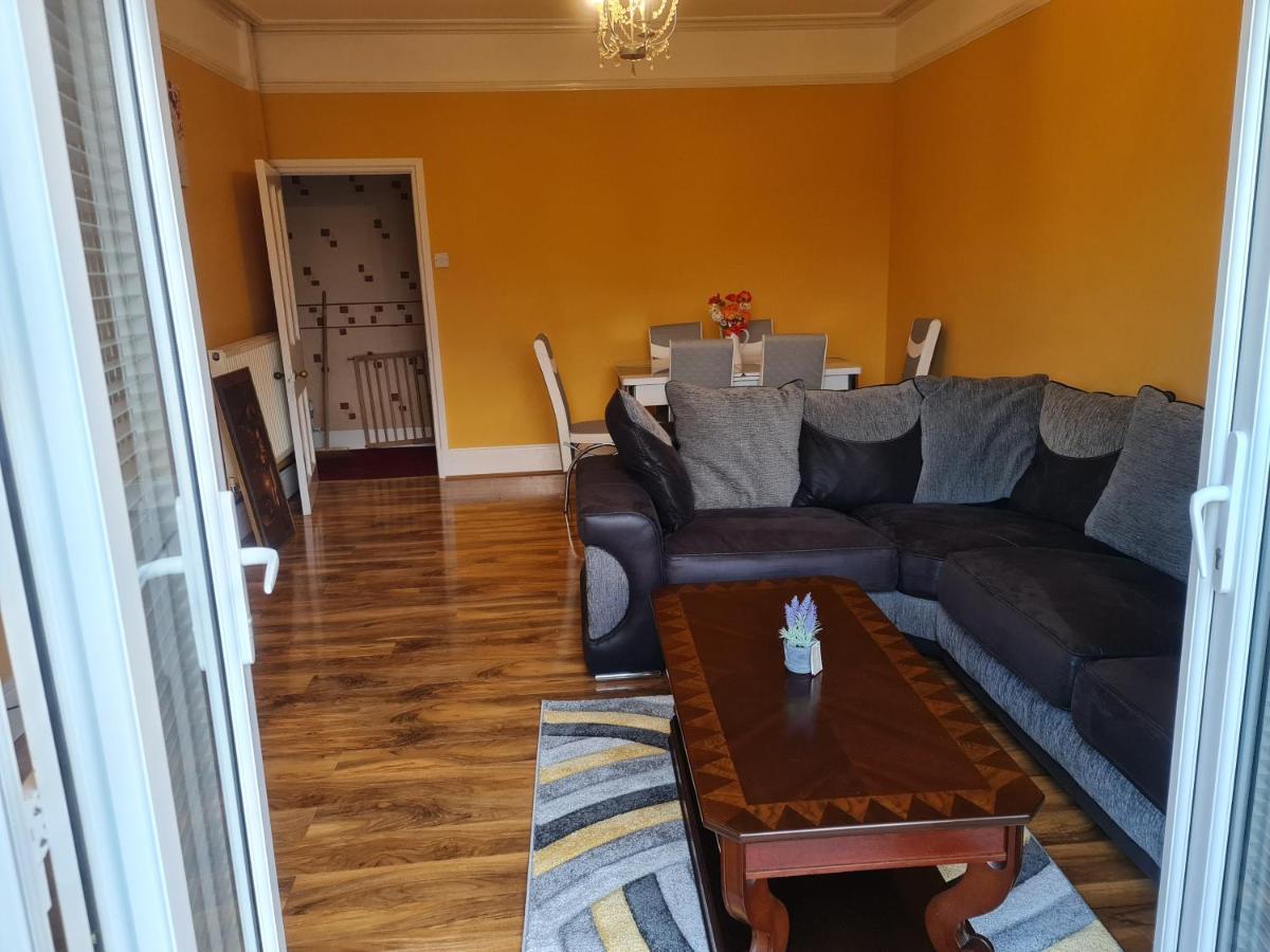 Вилла 4Br Sea View Escape-Near Snowdonia& Coastal Trails Penmaenmawr Экстерьер фото